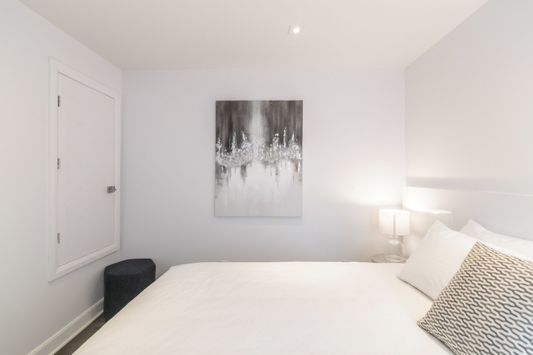 Bedroom 23