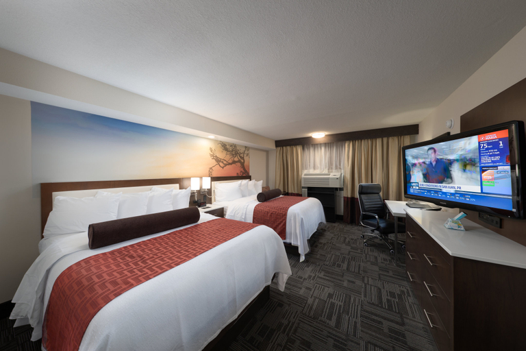 Bedroom 3, Holiday Inn BROOKFIELD - ??MILWAUKEE by IHG, Waukesha