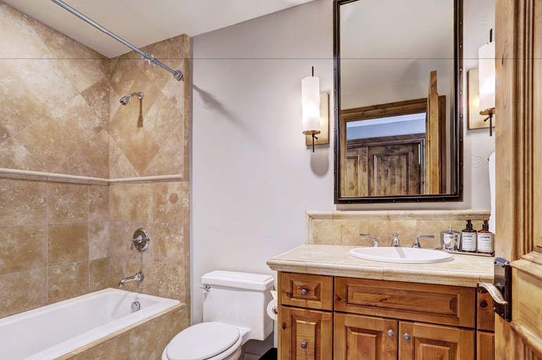 Bathroom 5, The Arrabelle, A RockResort, by Vail Resorts, Eagle