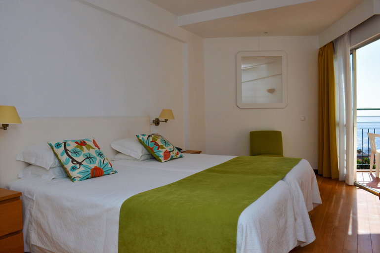 Bedroom 4, Florasol Residence Hotel, Funchal