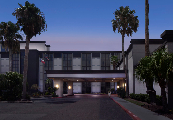 Exterior & Views 2, Holiday Inn CORPUS CHRISTI ARPT & CONF CTR by IHG, Nueces
