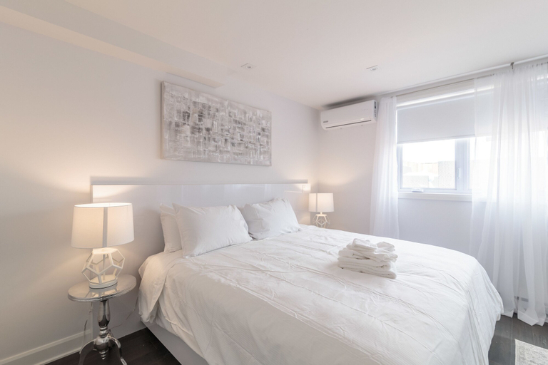 Bedroom 30