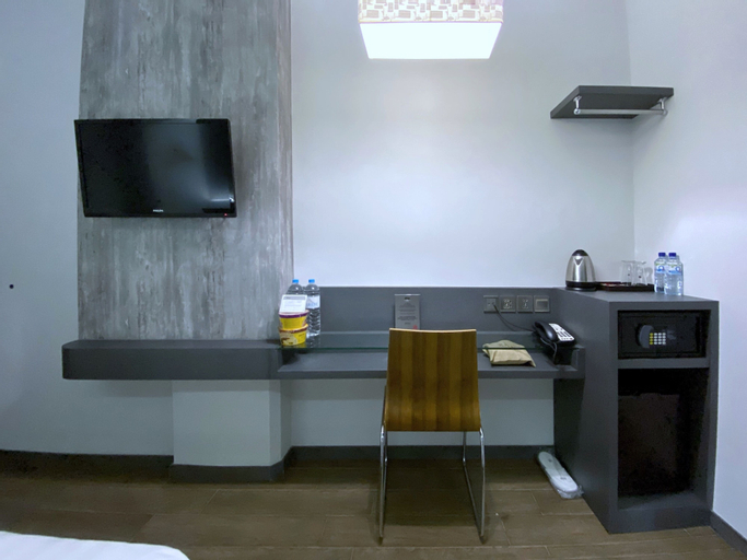 Dining Room 17