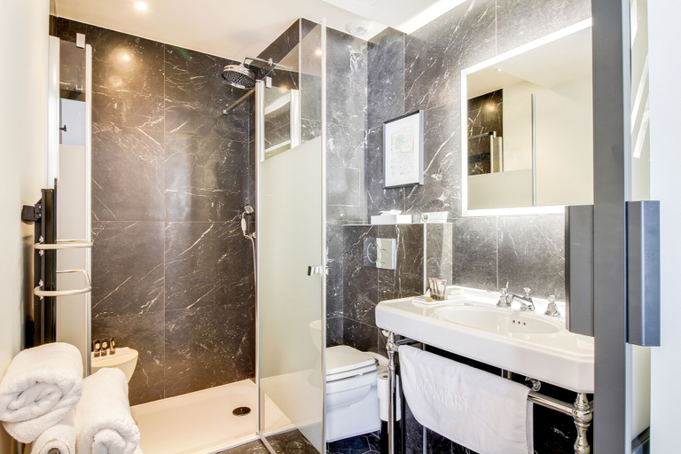 Bathroom 4, Mom'Art Hotel, Paris
