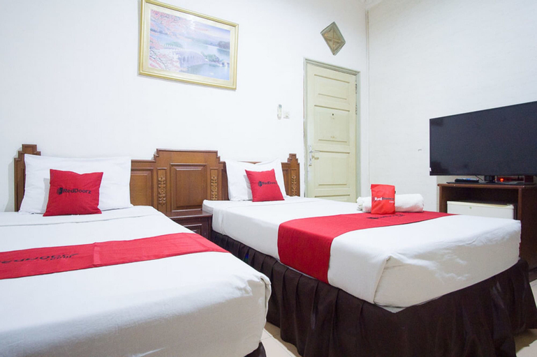 Bedroom 12
