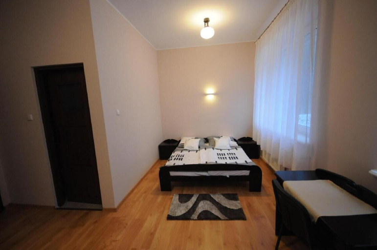 Others 5, Hotel Ajaks, Czarnków-Trzcianka