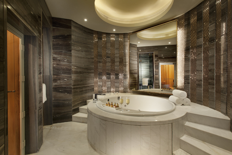Bathroom 3, Crowne Plaza ZHANGZHOU by IHG, Zhangzhou