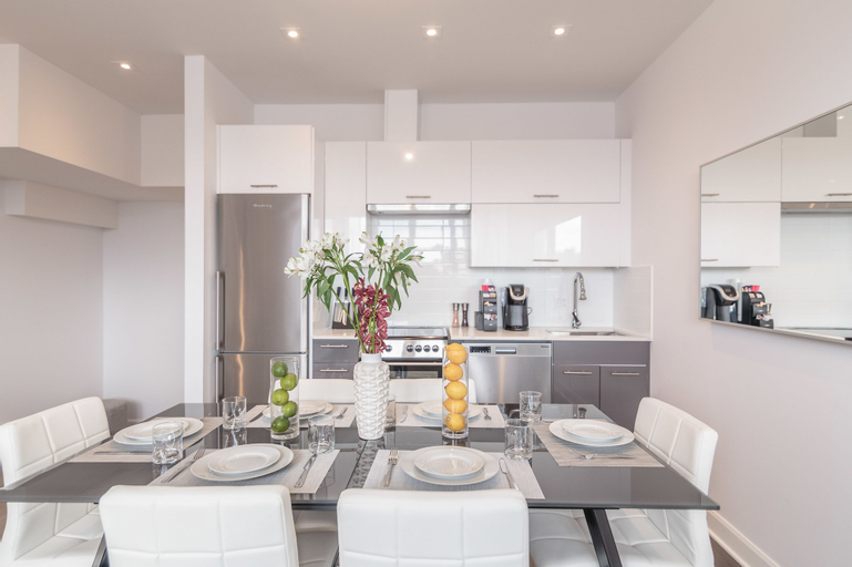 Dining Room 1