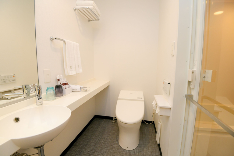 Bathroom 4, JR WEST GROUP VIA INN SHINSAIBASHI, Osaka