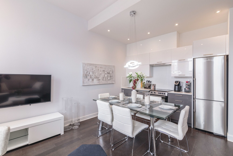 Dining Room 7