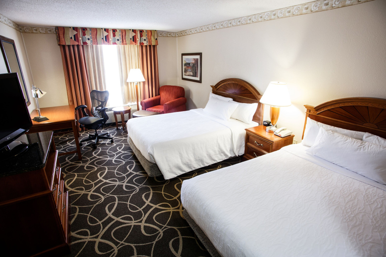 Bedroom 3, Hilton Garden Inn Gettysburg, Adams
