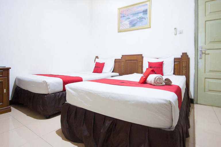 Bedroom 13