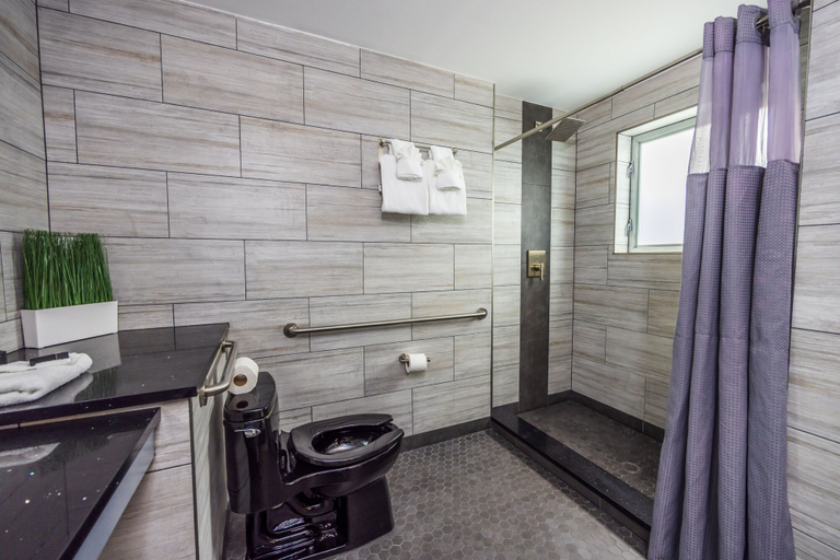 Bathroom 4, The Kent Hotel, Miami-Dade