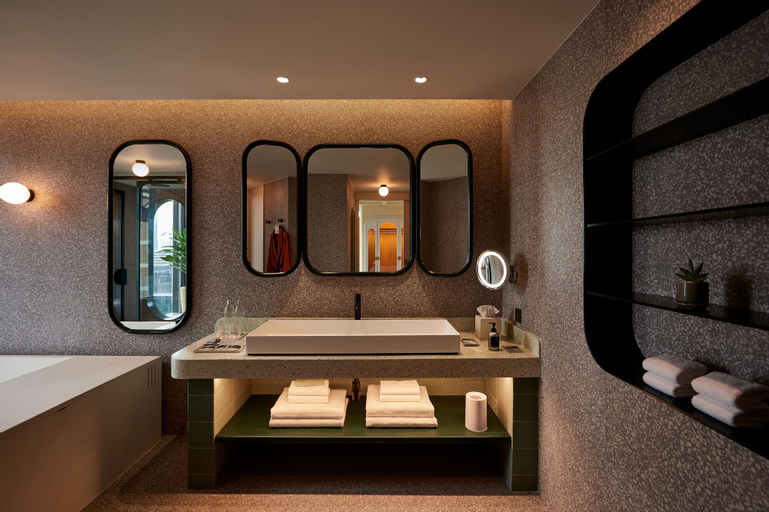 Bedroom 22
