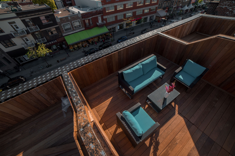 Exterior & Views 19