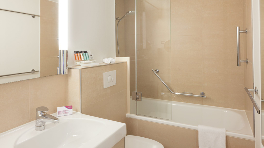 Bathroom 3