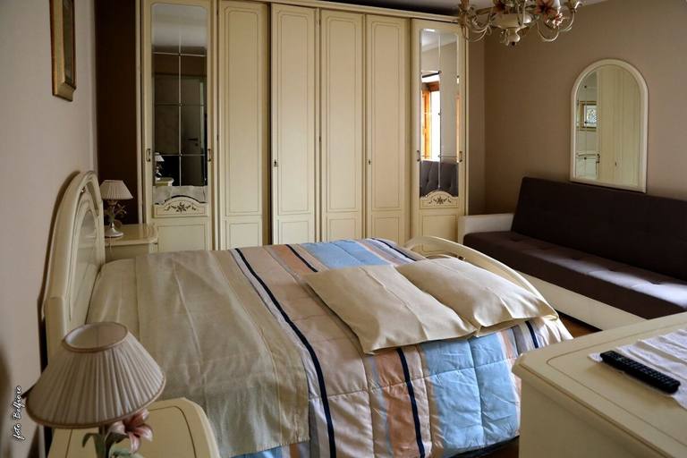 Bedroom 3, San Nicolò Holiday Home, Messina