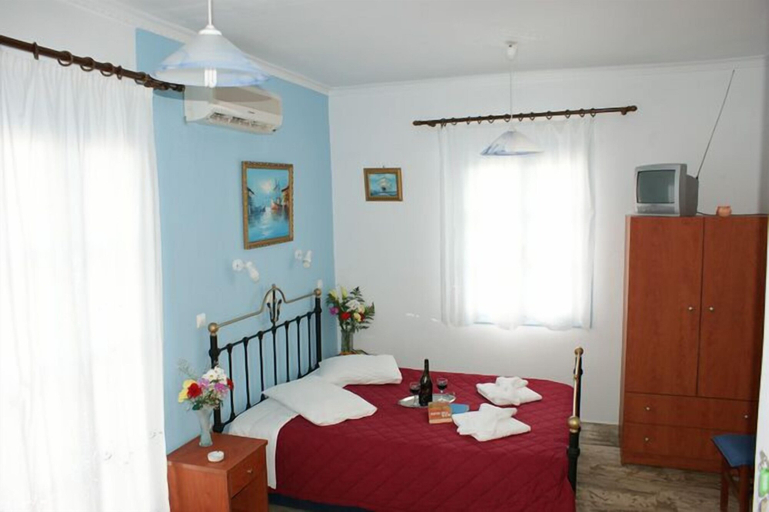 Bedroom 3, Old Town Pension, South Aegean