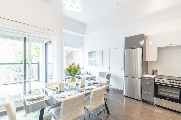 Dining Room 18