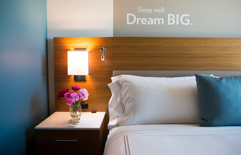 Bedroom 2, EVEN Hotel SEATTLE DOWNTOWN - LAKE UNION by IHG, Seattle