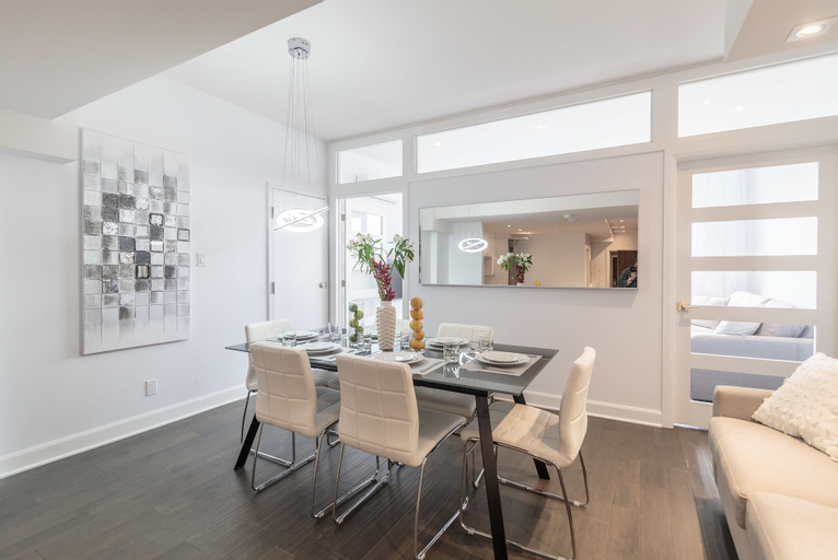 Dining Room 24