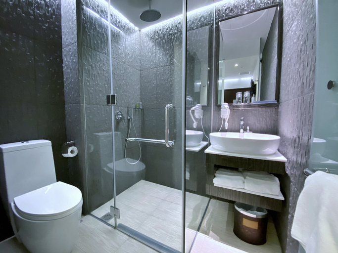 Bathroom 5, Bliss Hotel Singapore, Singapore