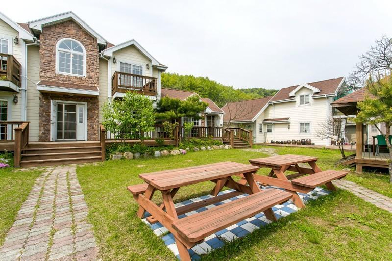 Exterior & Views 1, Gongju Jakeun Shimteo Pension, Gongju