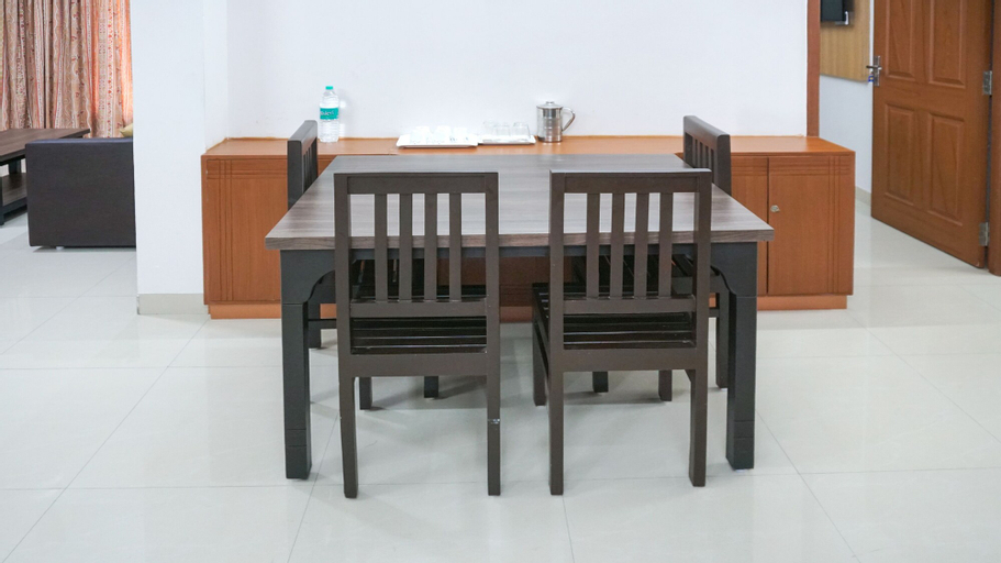 Dining Room 4