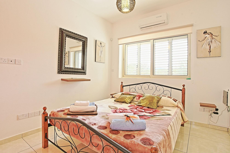 Bedroom 2, Villa Georgios Rafaela