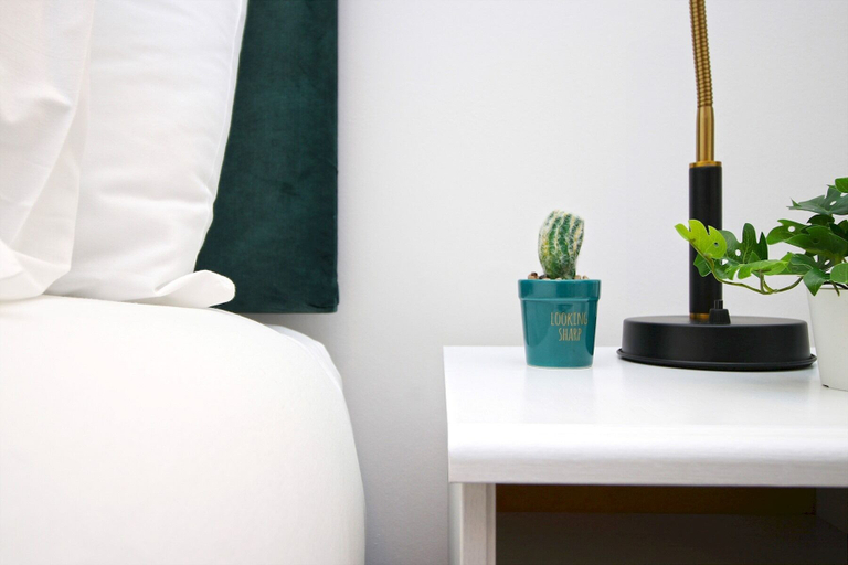 Bedroom 2, Isla House - Newport City Centre - Sleeps 7, Newport
