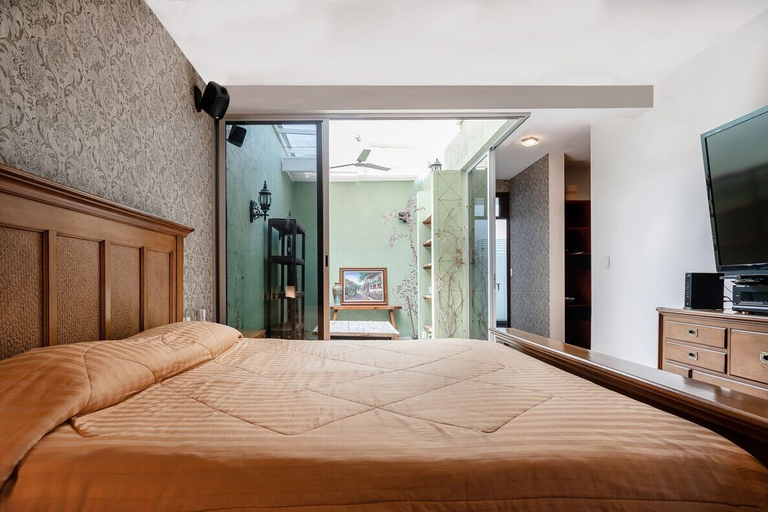 Bedroom 3, Destination Condesa @Roma Norte Penthouse Loft, Mexico City