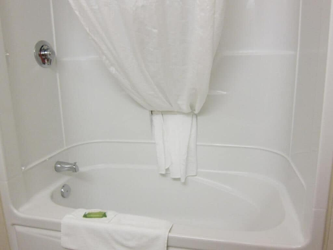 Bathroom 5, Future Inns Halifax, Halifax