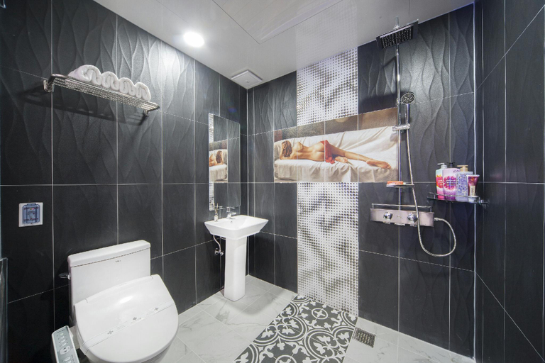 Bathroom 1, SH Hotel, Yeongam