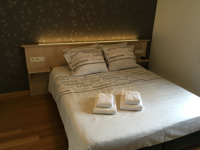 Bedroom 8