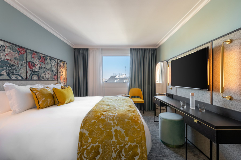 Bedroom 3, voco PARIS MONTPARNASSE by IHG, Paris
