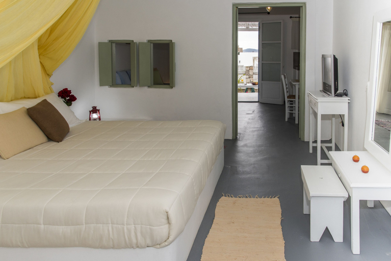 Bedroom 3, Thalassitra Private Pool Suites & Spa, South Aegean