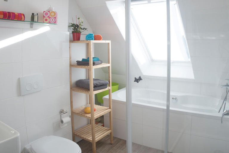 Bathroom 3, Apartment11 Thüringer, Köln