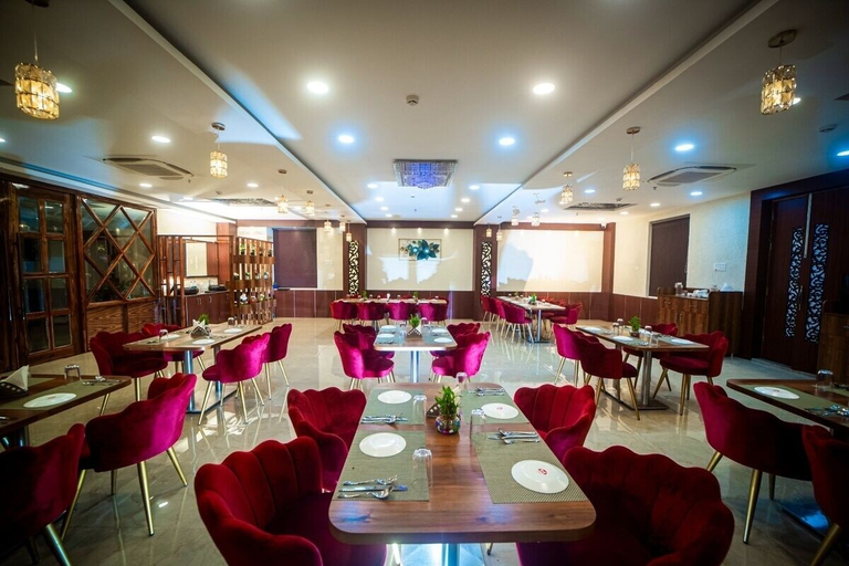 Food & Drinks 5, Hotel The Pearl, Varanasi