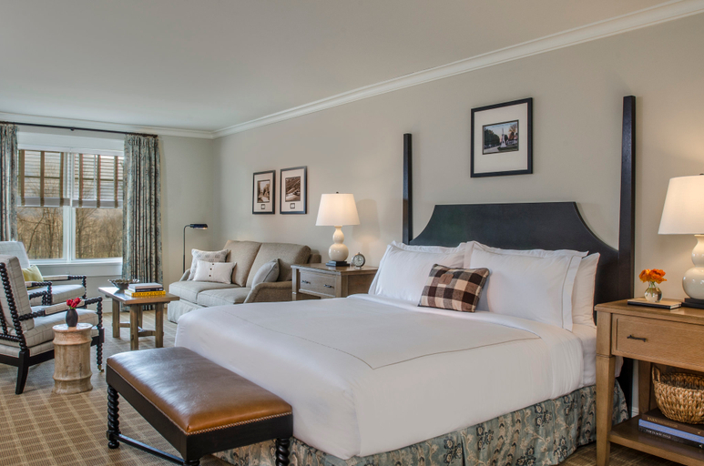 Bedroom 4, Kimpton TACONIC HOTEL by IHG, Bennington
