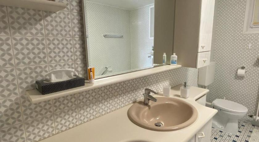Bathroom 4, Kohlwies, Neunkirchen