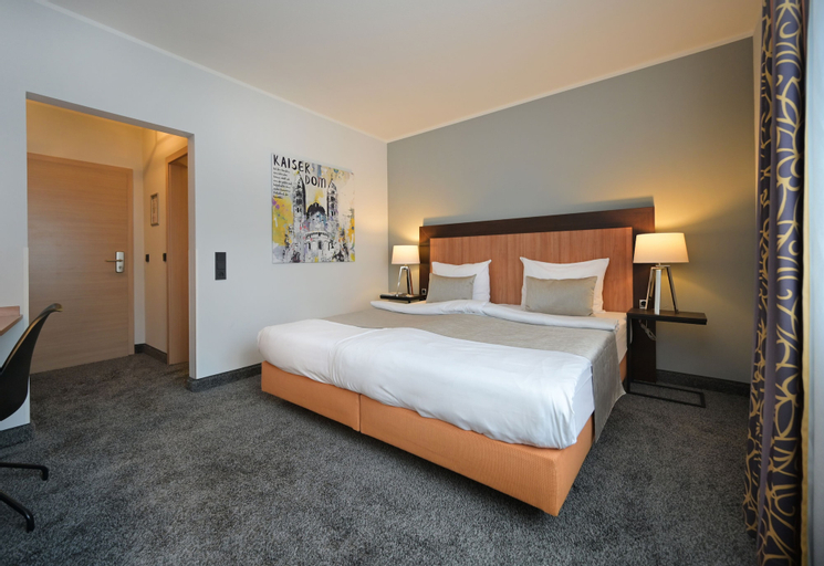 Bedroom 14