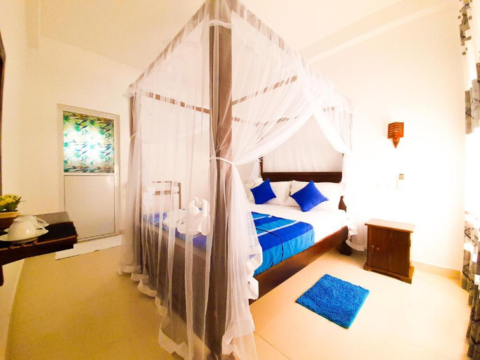Bedroom 2, Scenery River Star Hotel, Hikkaduwa