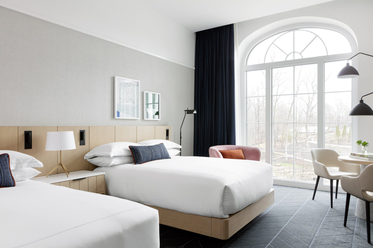 Bedroom 5, Kimpton THE FORUM HOTEL by IHG, Albemarle