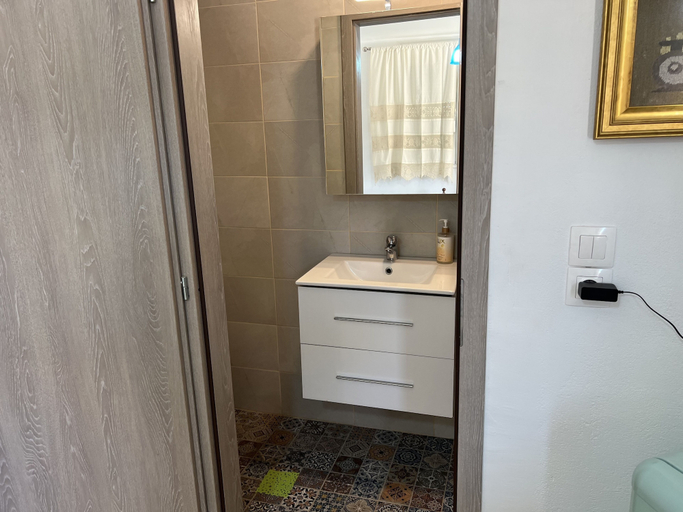 Bathroom 4, Eco Studio Flat Kalyvia Thorikou, Greece, Attica