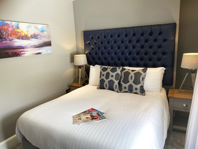 Bedroom 4, Aberdunant Hall, Gwynedd