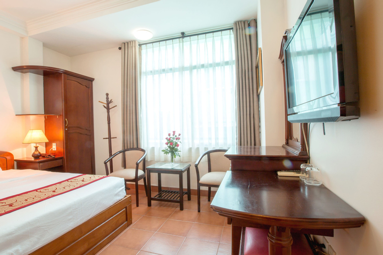 Bedroom 6