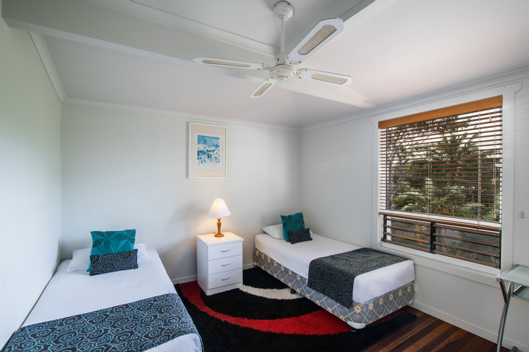 Bedroom 16