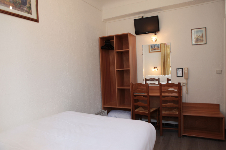 Bedroom 3, Auberge des Gorges du Loup, Alpes-Maritimes
