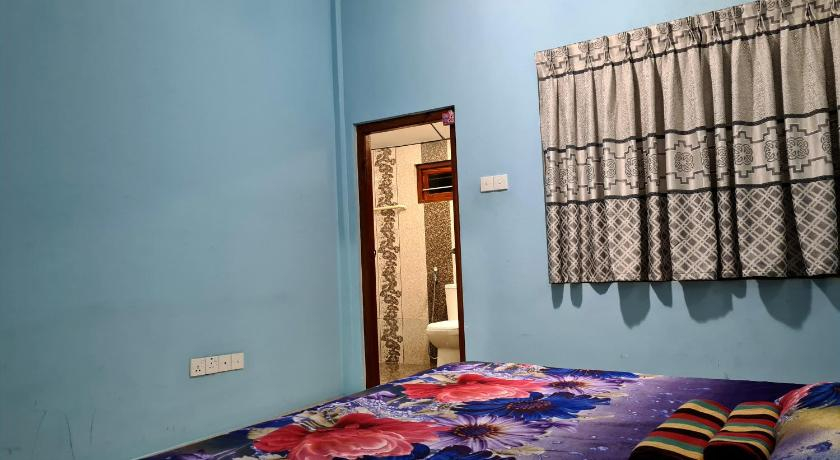 Bedroom 2, ASHOKA VILLA, Valikamam East