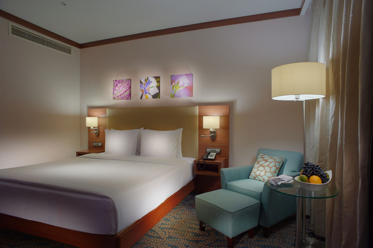 Bedroom 3, Hilton Garden Inn Astana, Astana City